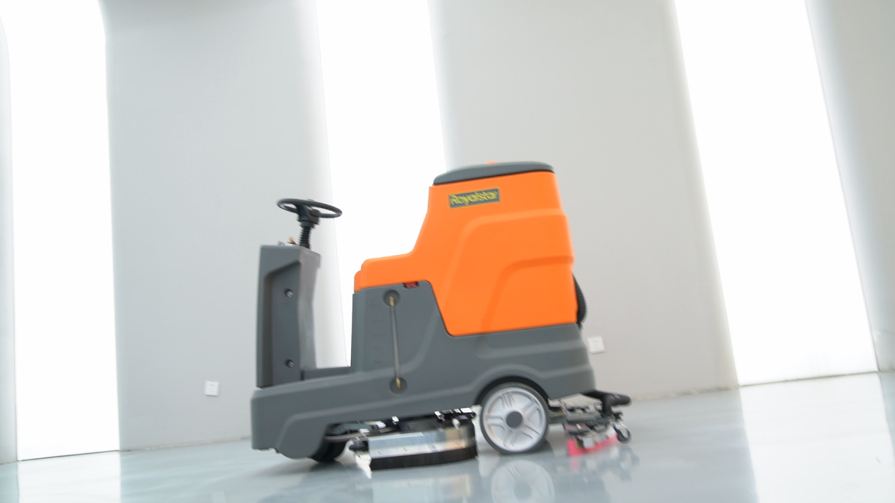 車(chē)站用榮事達(dá)駕駛式洗地機(jī)可以體現(xiàn)哪些價(jià)值